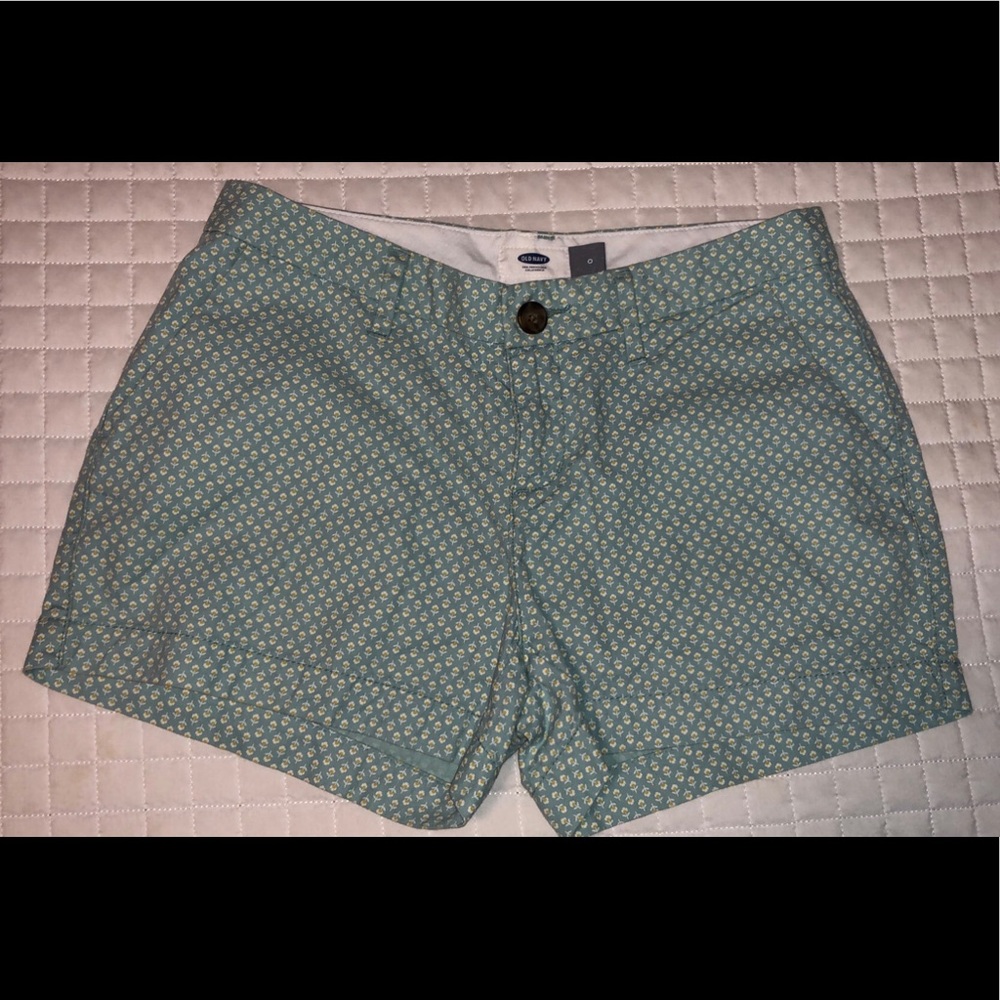 Old Navy short
